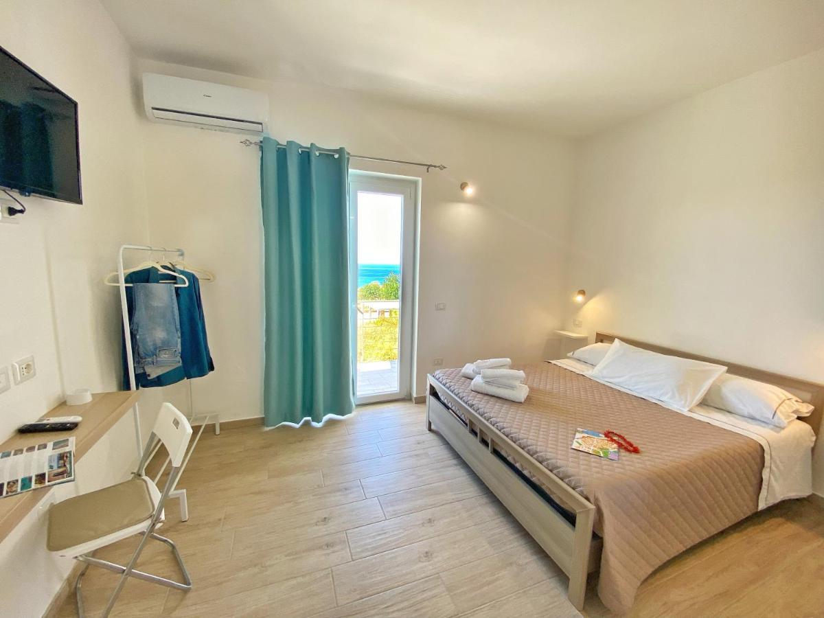 Campus Dei - Tropea Rooms Екстериор снимка